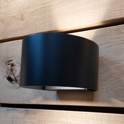 Sus Round Black 24V – Stijlvolle ronde wandlamp voor buiten - Afbeelding 3